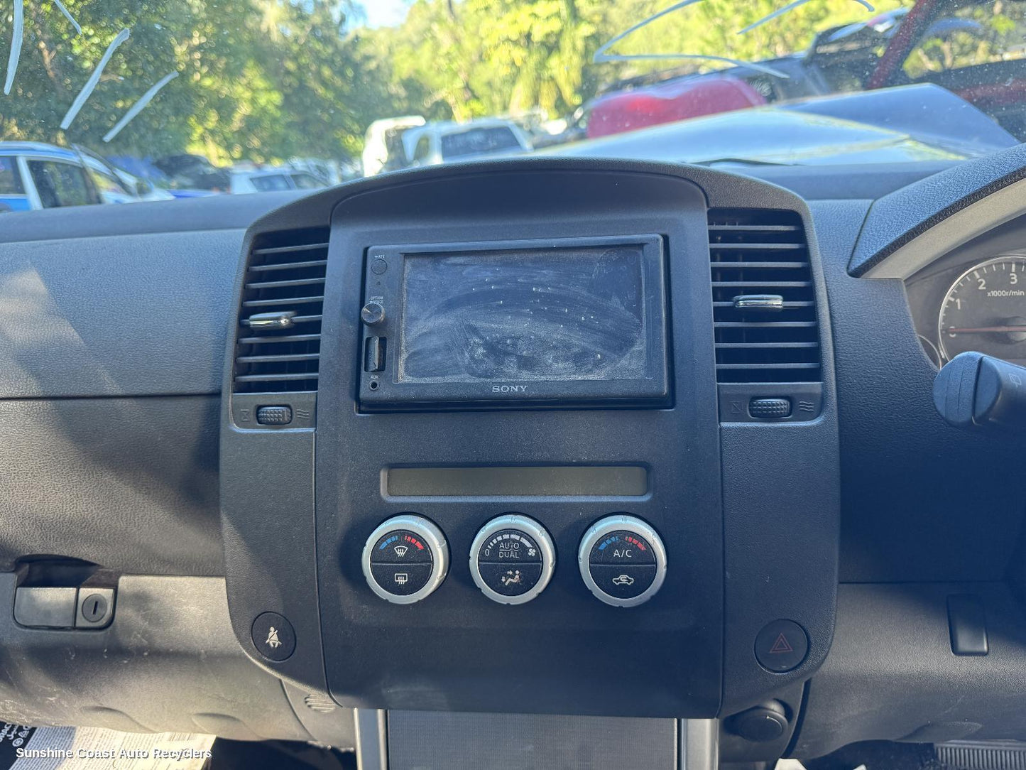 2010 Nissan Pathfinder Radio Cd Dvd Sat Tv