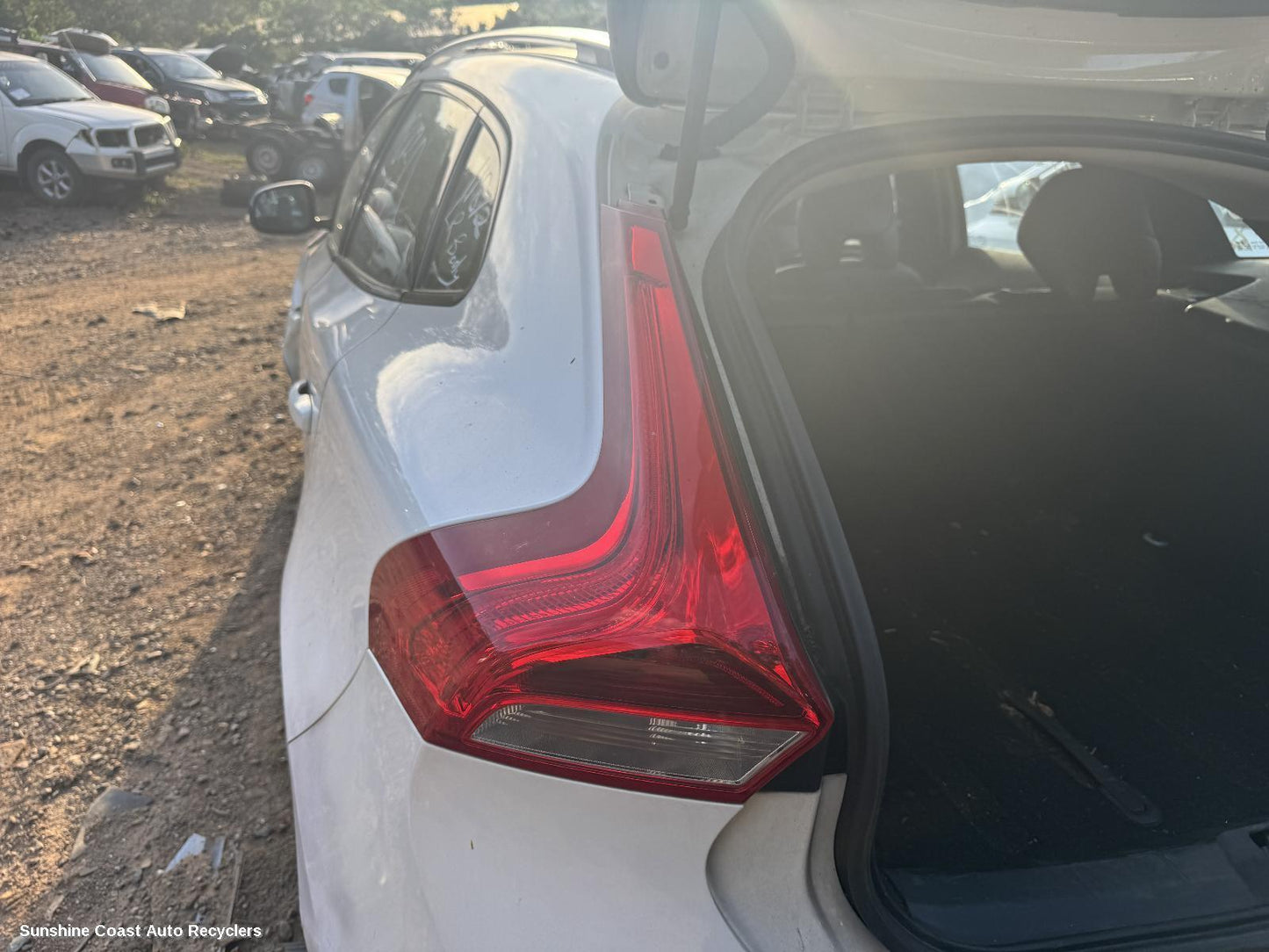 2015 Volvo S40 Left Taillight