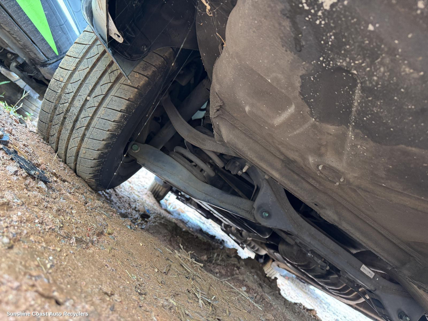 2012 Kia Carnival/grand Carnival Left Rear Trailing Arm