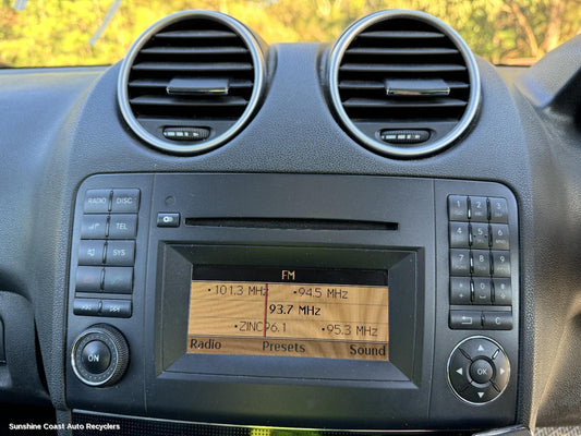2009 Mercedes M Class Radio Cd Dvd Sat Tv