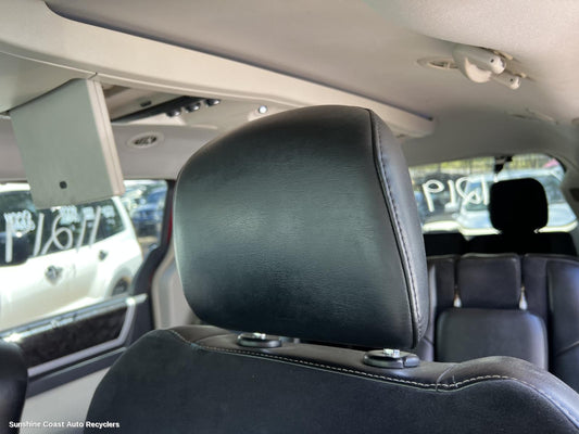 2012 Chrysler Voyager Headrest