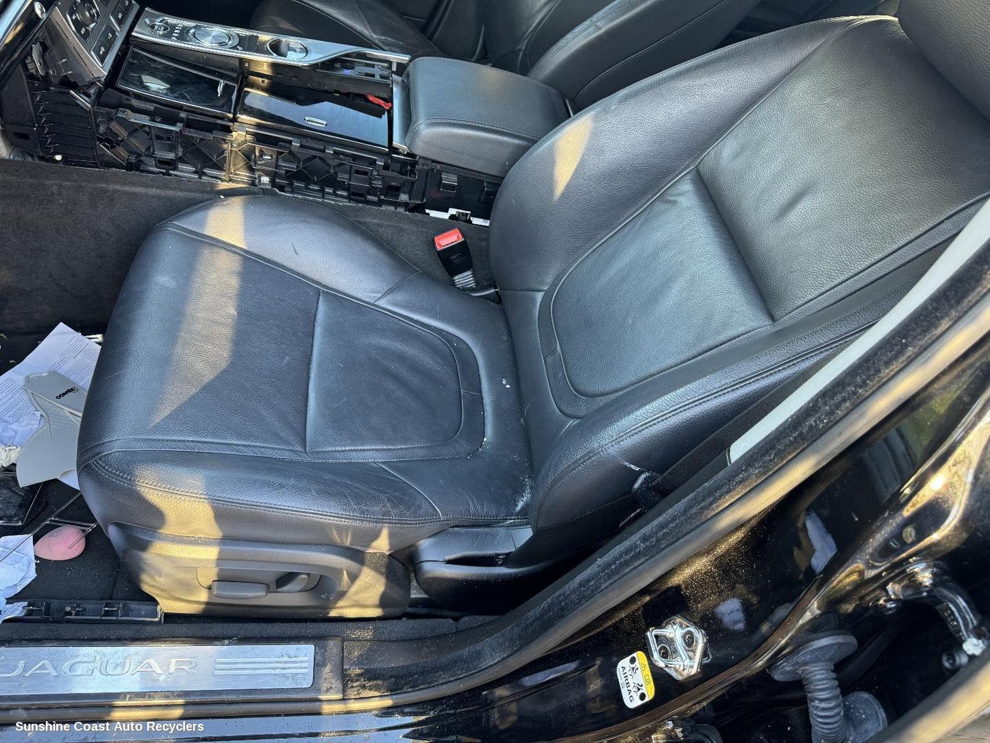 2015 Jaguar Xf Front Seat