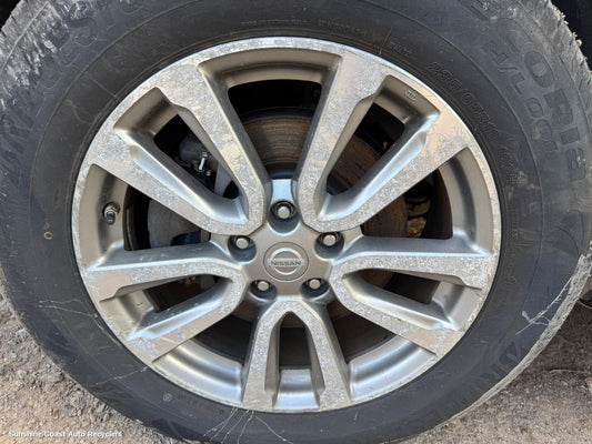 2016 Nissan Pathfinder Wheel Mag