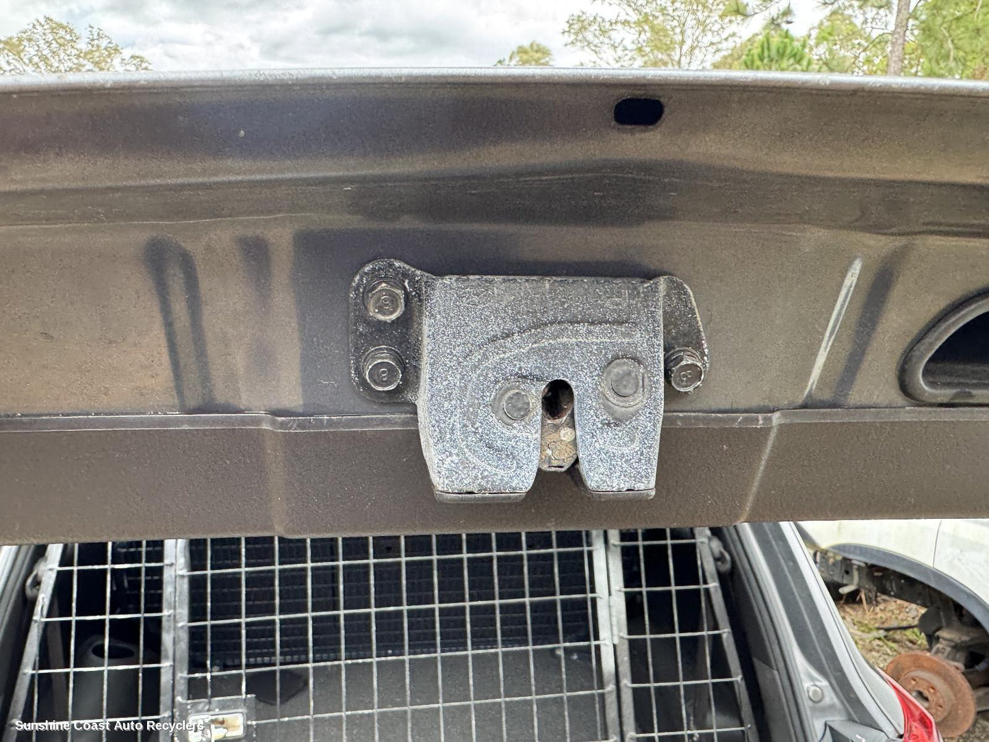 2011 Hyundai Santa Fe Door Boot Gate Lock