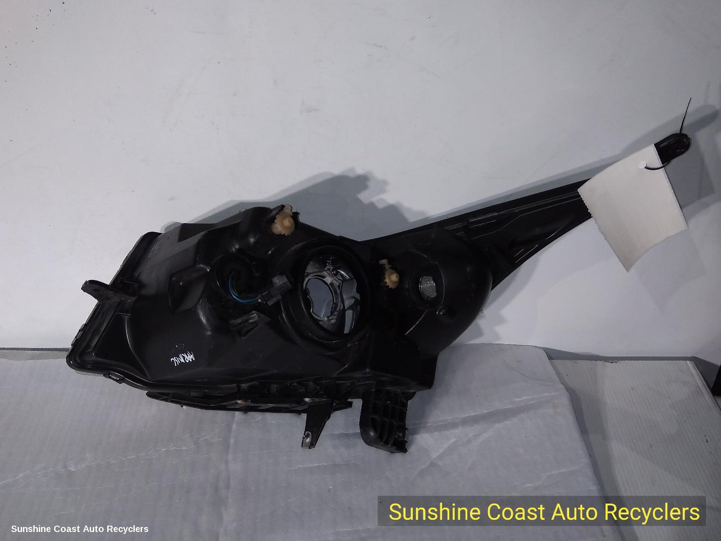 2010 Holden Cruze Right Headlamp