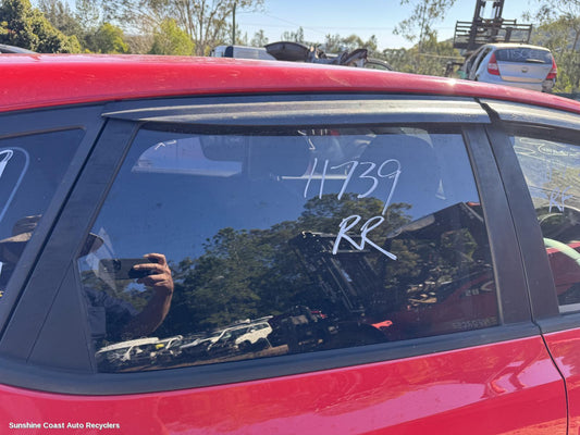 2009 Hyundai I30 Right Rear Door Window