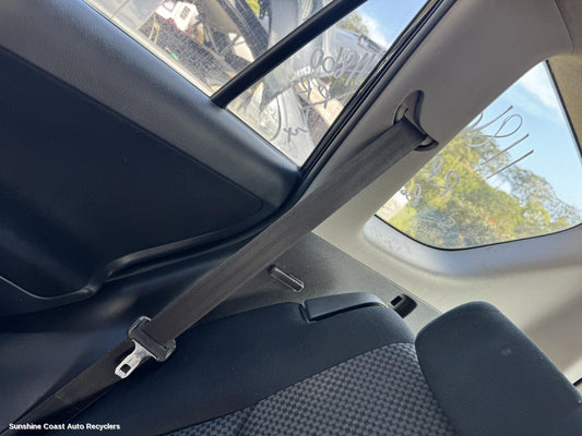 2006 Toyota Rav4 Seatbelt Stalk