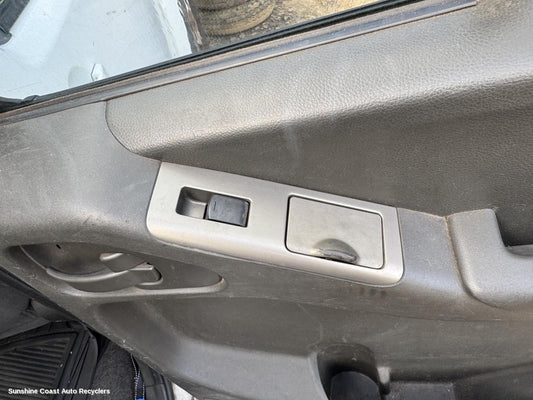 2010 Nissan Navara Pwr Dr Wind Switch