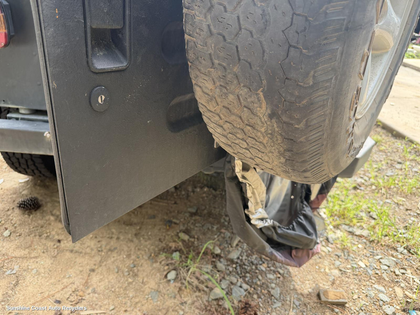 2003 Jeep Wrangler Tailgate Handle