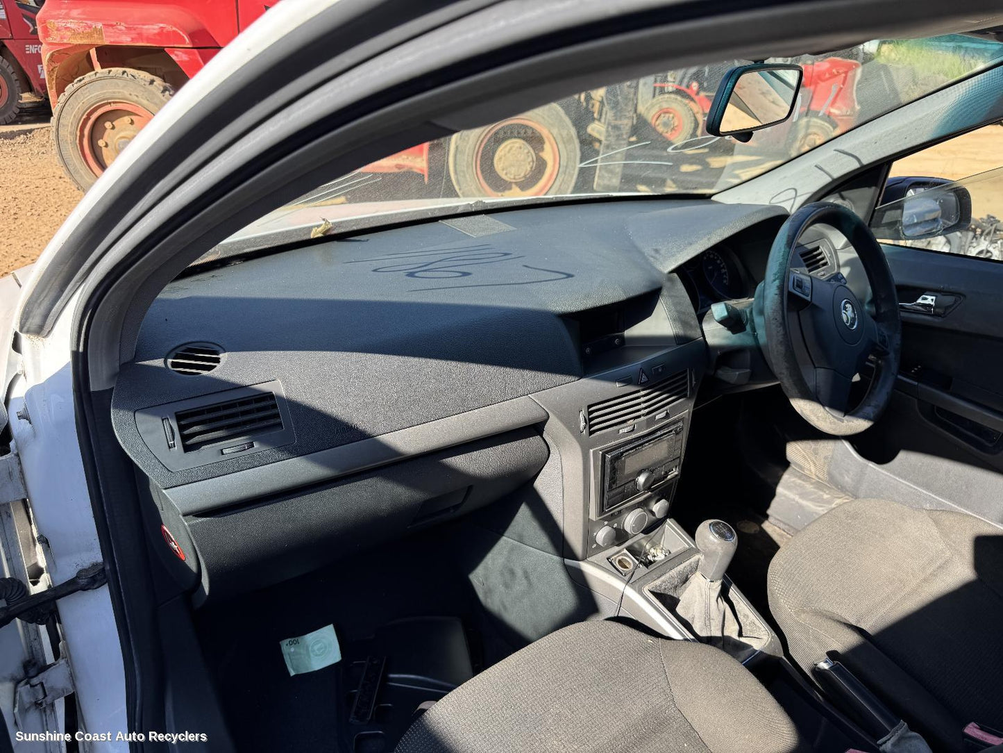 2005 Holden Astra Glove Box