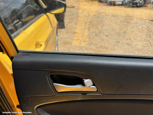 2015 Hyundai Accent Door Handle