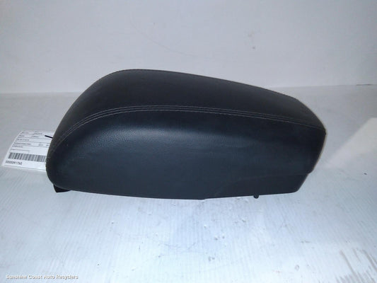 2015 Hyundai Santa Fe Console