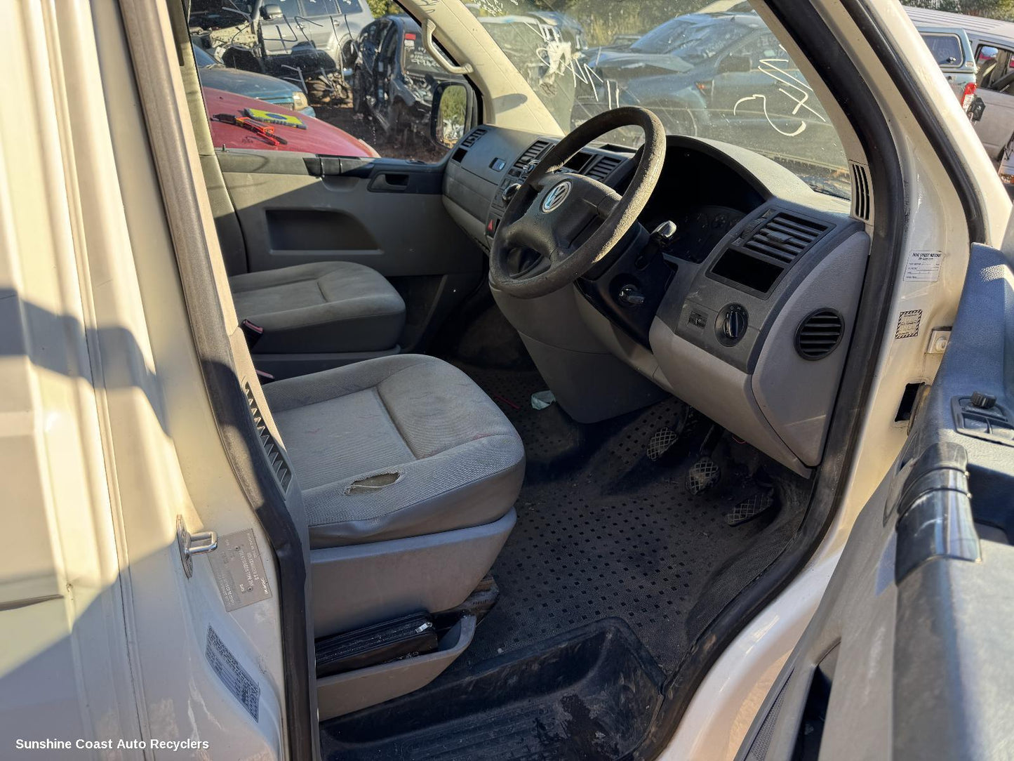 2006 Volkswagen Transporter Sunvisor