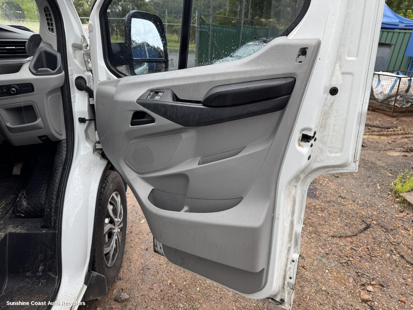 2021 Ldv Deliver 9 Door Trim