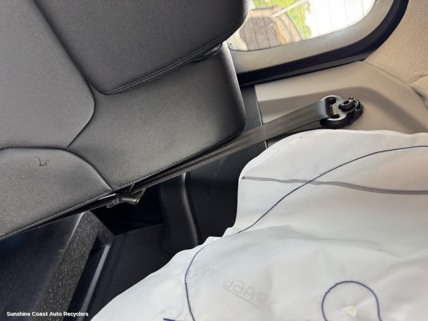 2024 Ford Everest Seatbelt Stalk