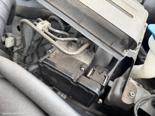 2015 Suzuki Vitara Abs Pump Modulator