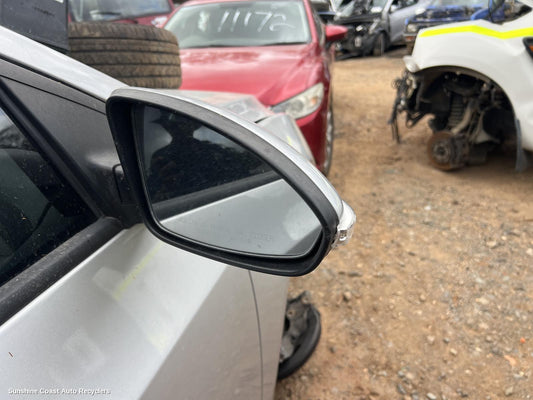 2016 Holden Cruze Right Door Mirror