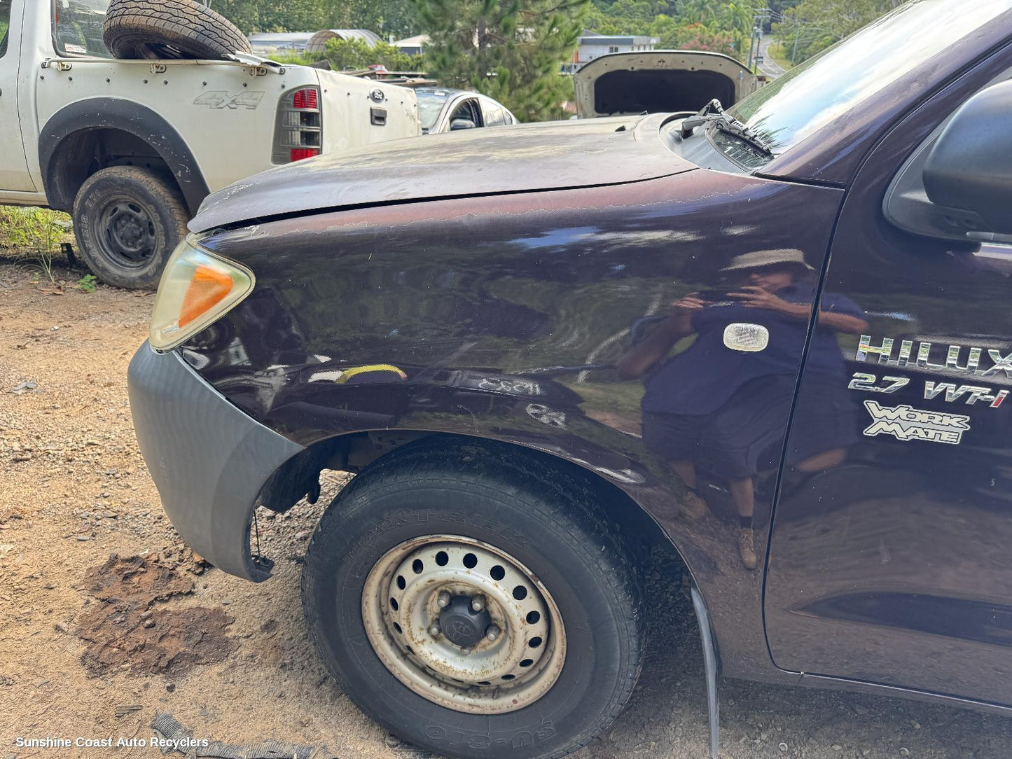 2006 Toyota Hilux Left Guard