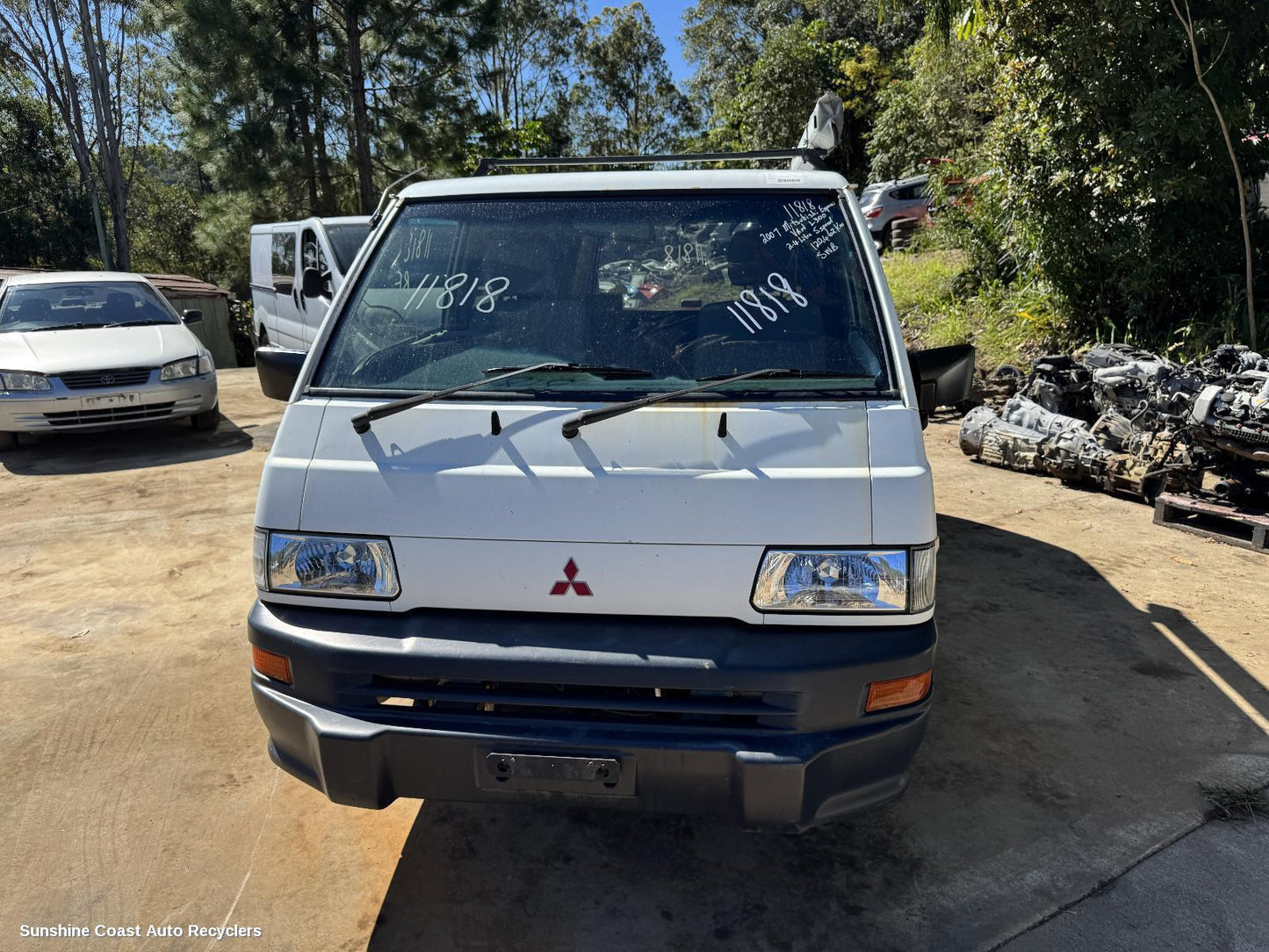 2007 Mitsubishi L300 Steering Column