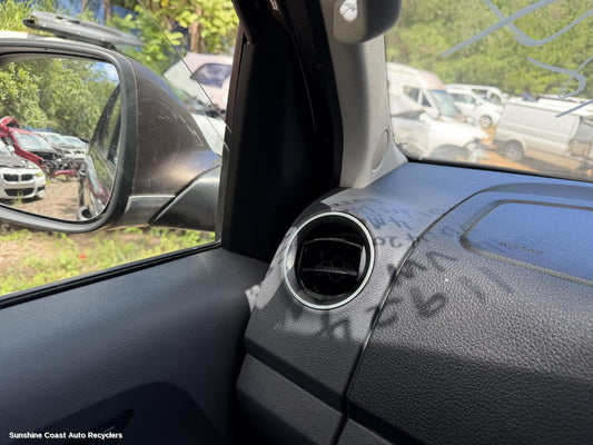 2011-2022 Volkswagen Amarok Misc