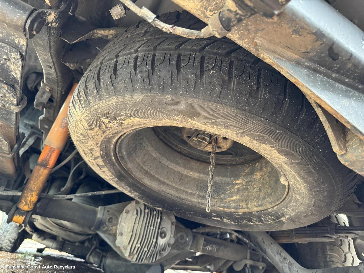 2013 Nissan Navara Spare Wheel Winch