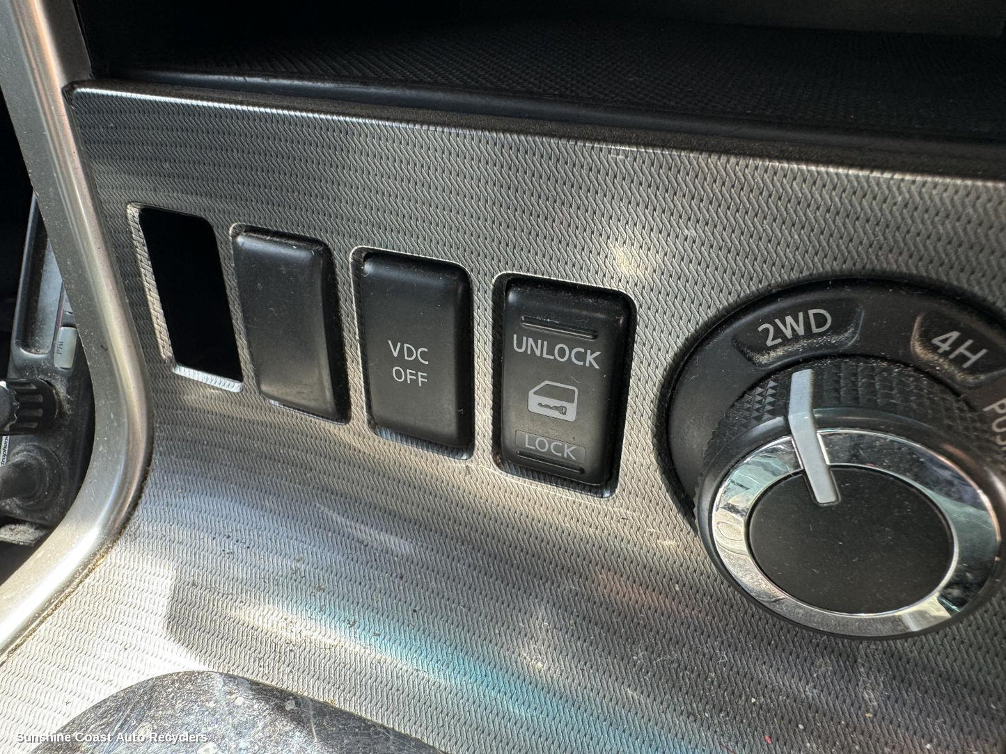 2011 Nissan Navara Misc Switch Relay