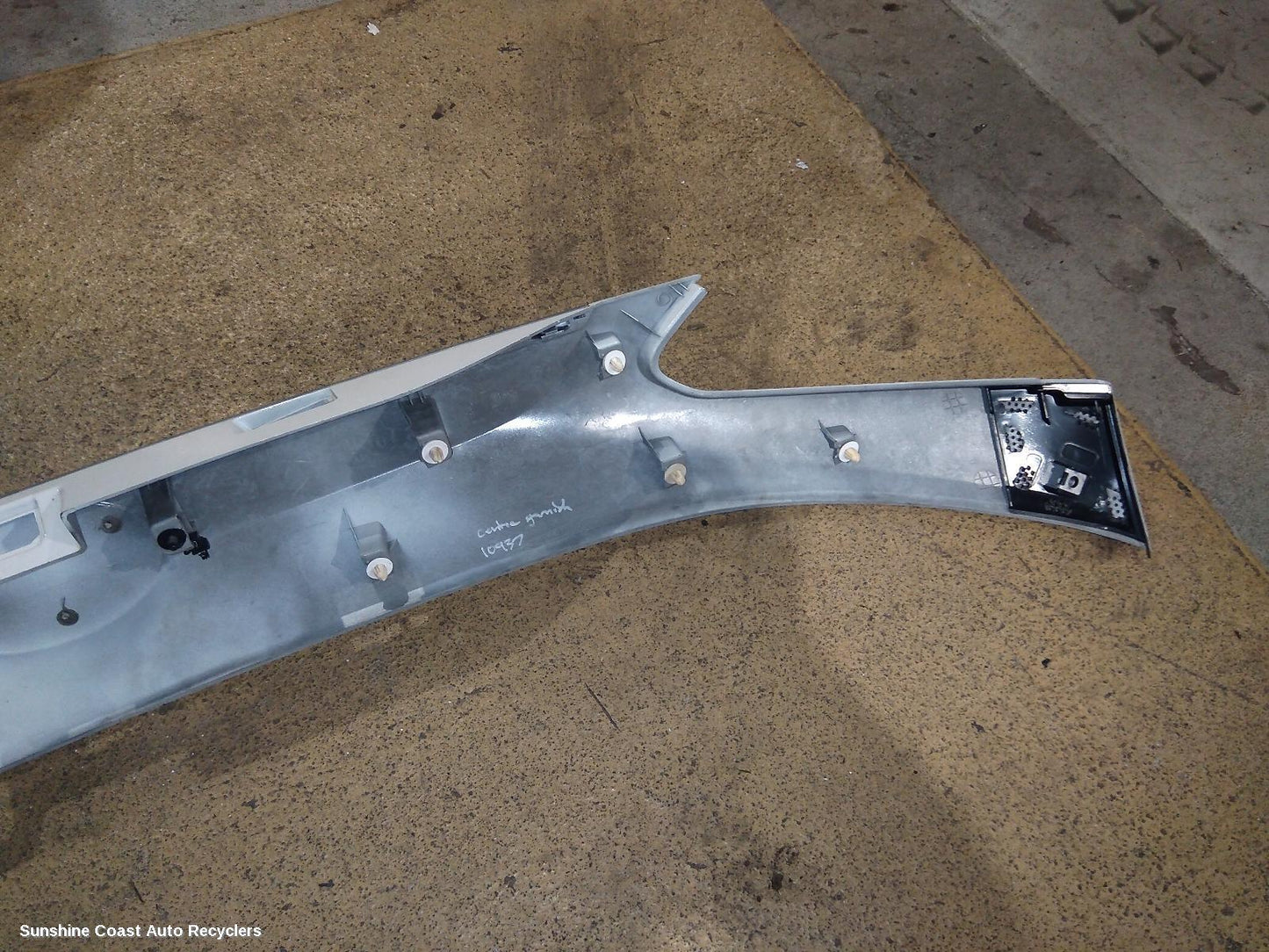 2021 Ldv D90 Rear Garnish