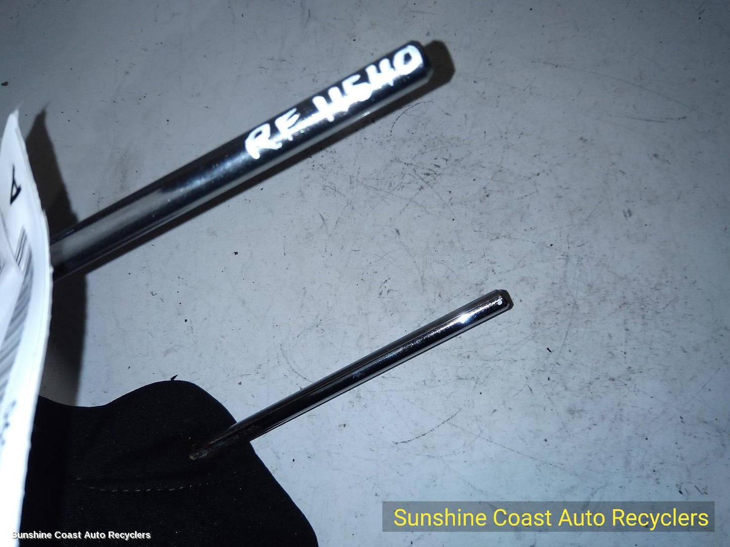 2010 Ford Falcon Headrest