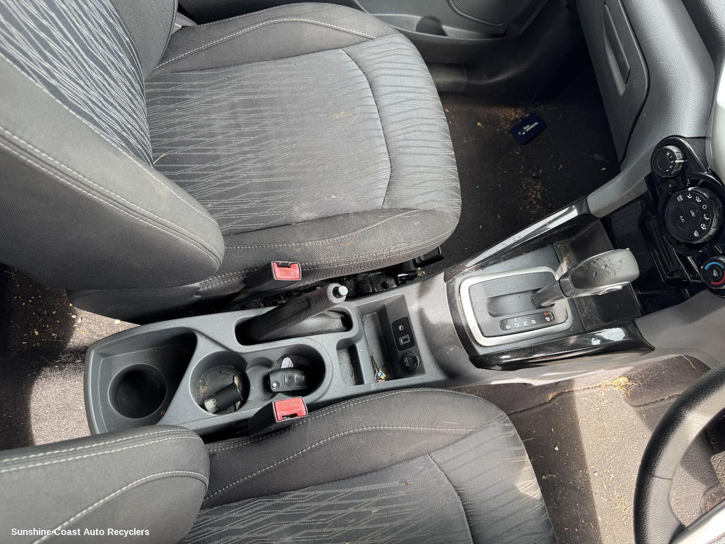 2015 Ford Ecosport Console