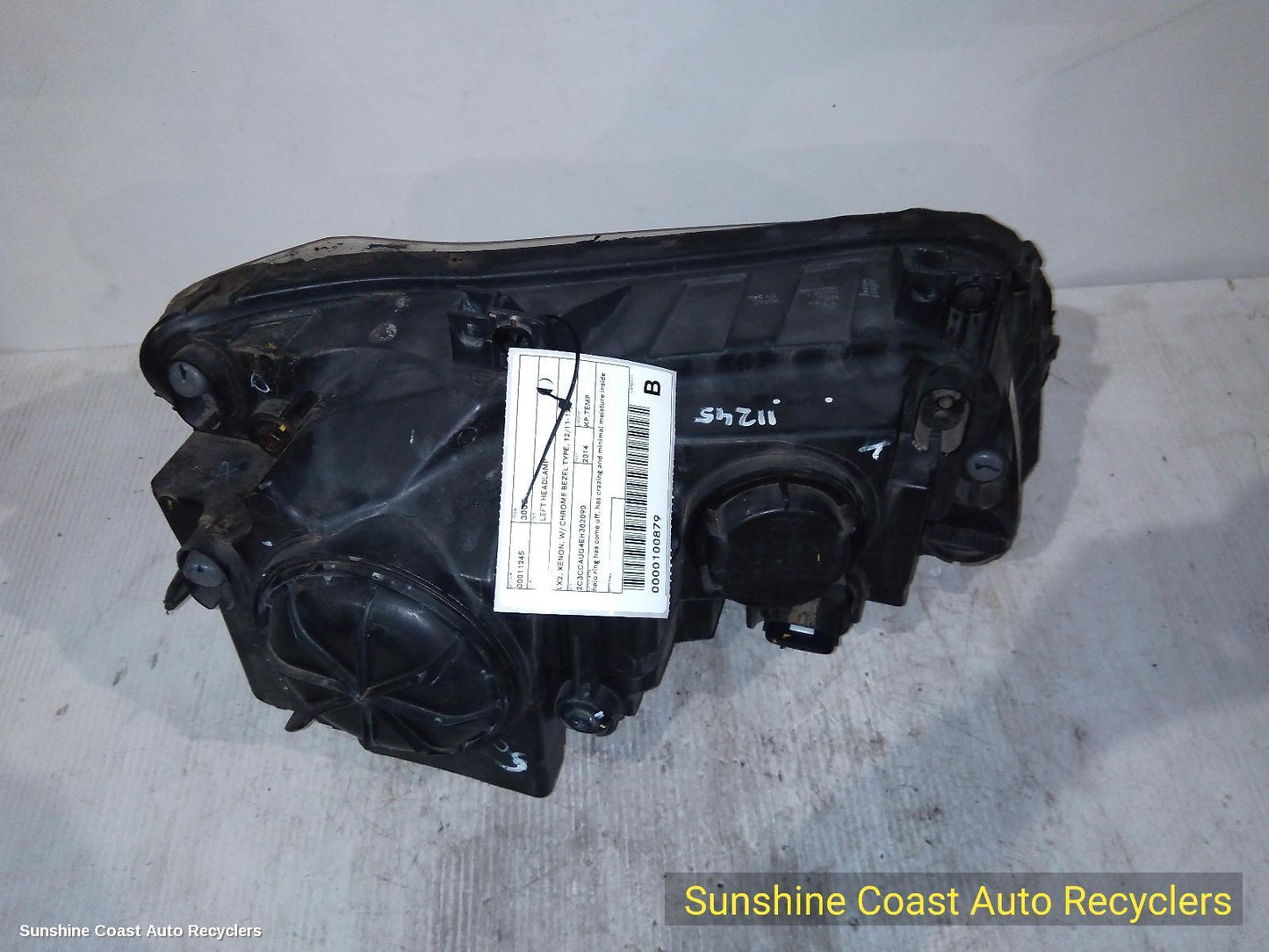 2014 Chrysler 300c Left Headlamp