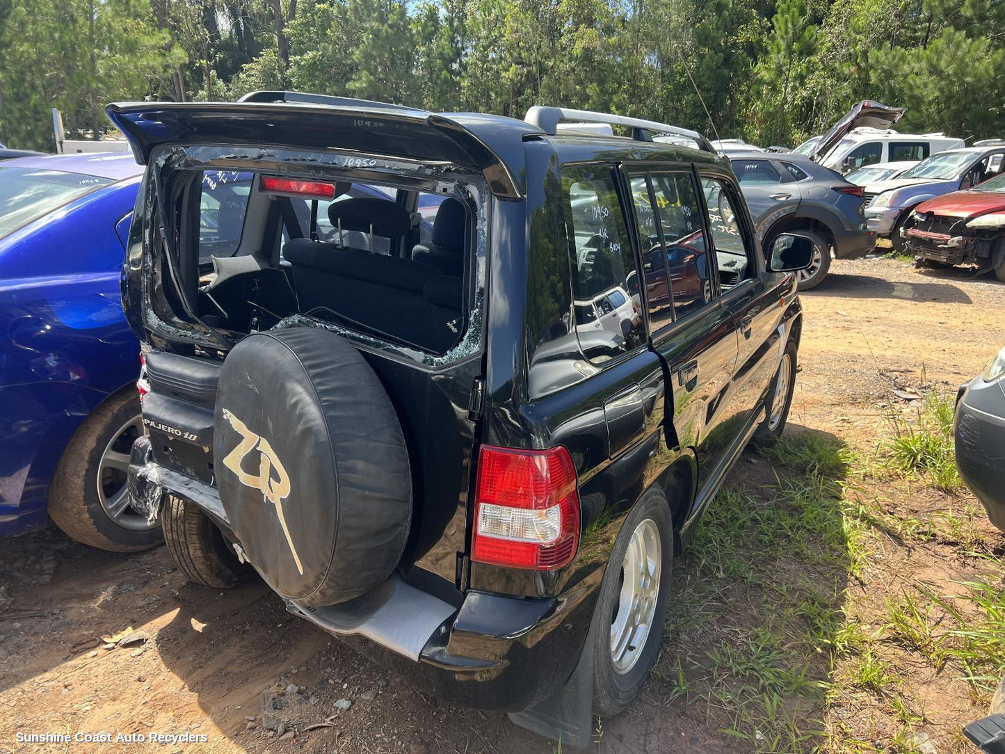 2002 Mitsubishi Pajero Fuel Pump