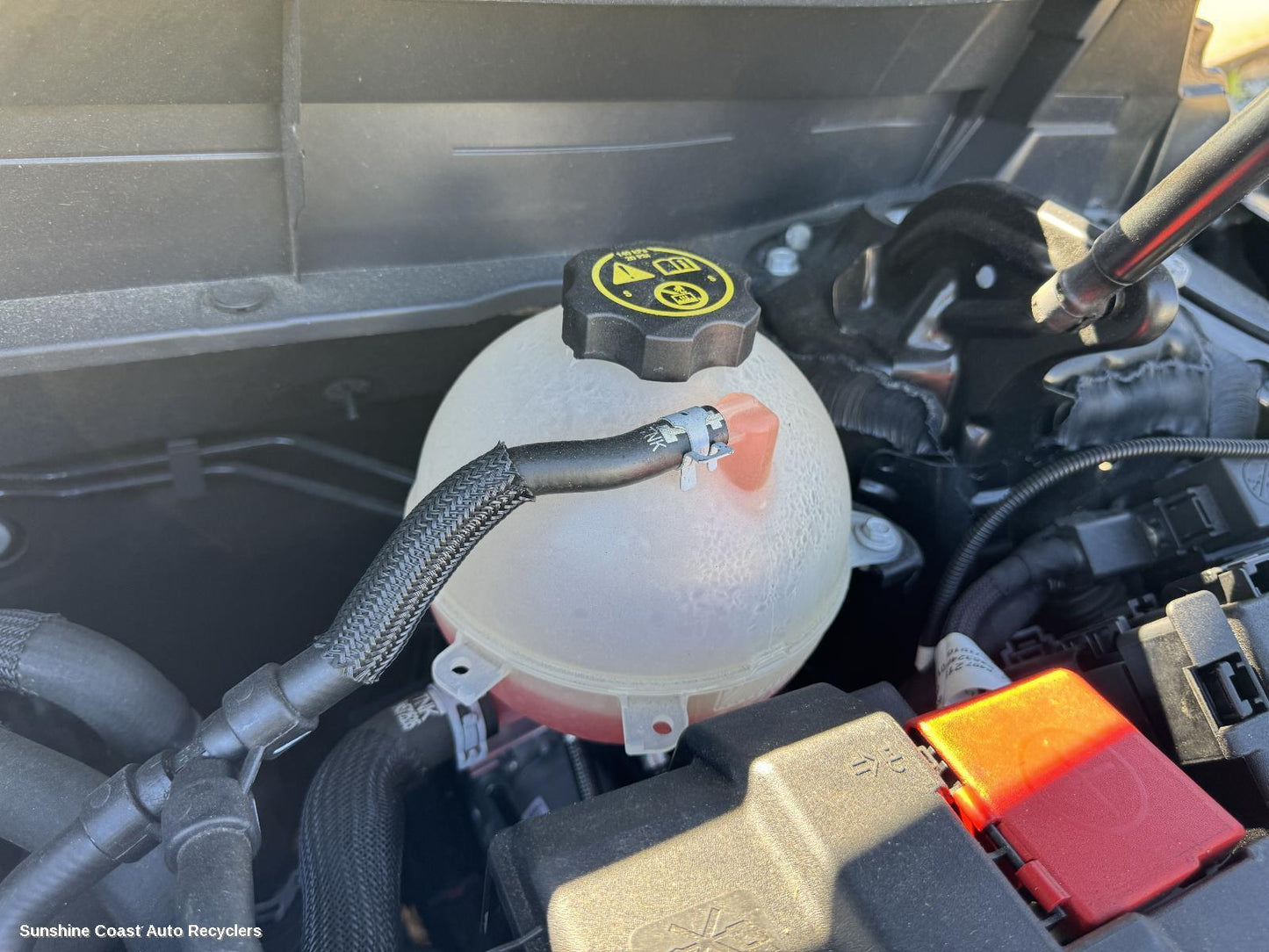 2019 Holden Acadia Overflow Bottle