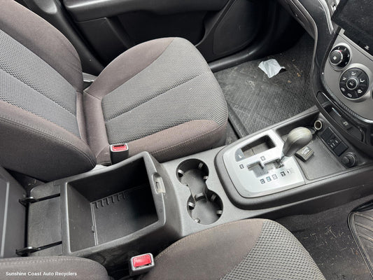 2011 Hyundai Santa Fe Console