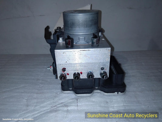 2021 Mitsubishi Outlander Abs Pump Modulator