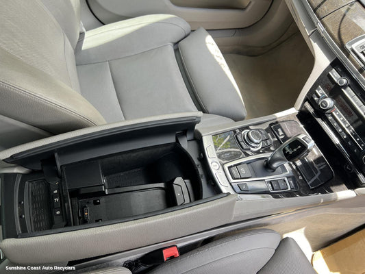 2011 Bmw 7 Series Console