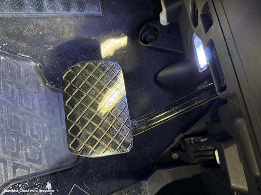 2012 Volkswagen Touareg Pedal Assembly