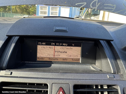 2010 Mercedes C Class Radio Cd Dvd Sat Tv