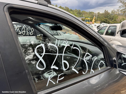 2011 Hyundai Santa Fe Right Front Door Window