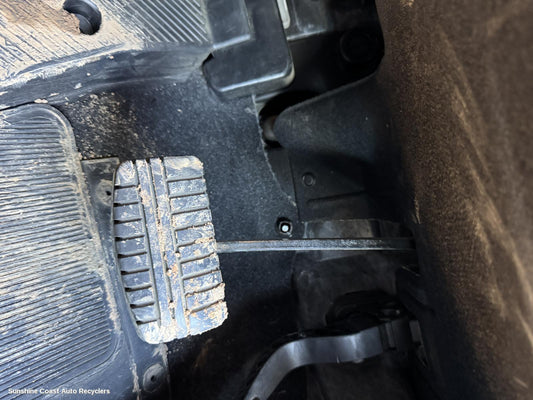 2014 Mitsubishi Outlander Pedal Assembly