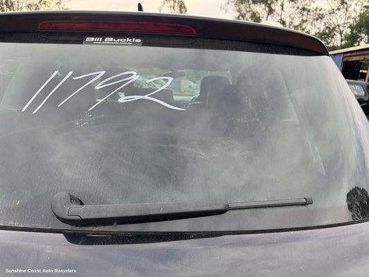 2016 Volkswagen Touareg Wiper Arm