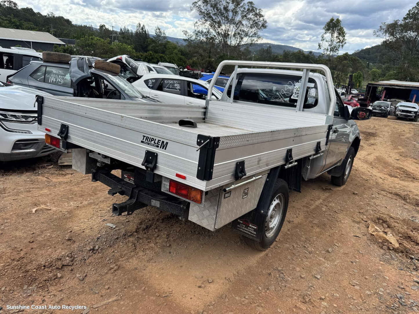 2016 Mitsubishi Triton Overflow Bottle