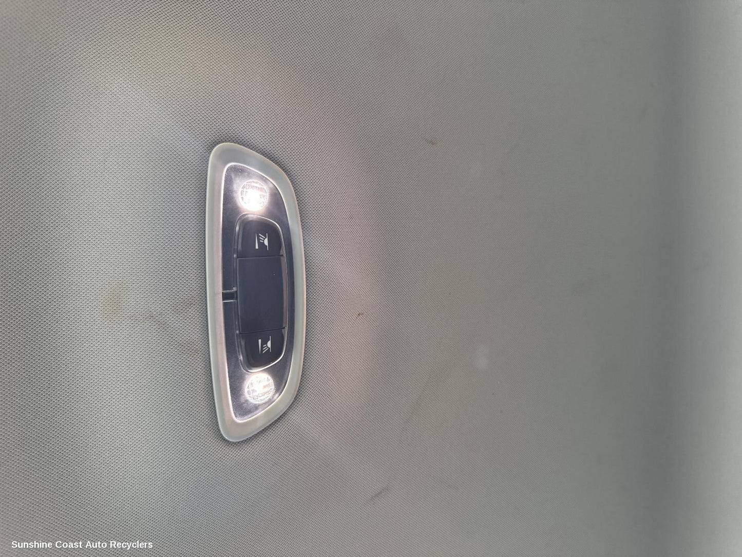 2015 Volvo S40 Courtesy Light