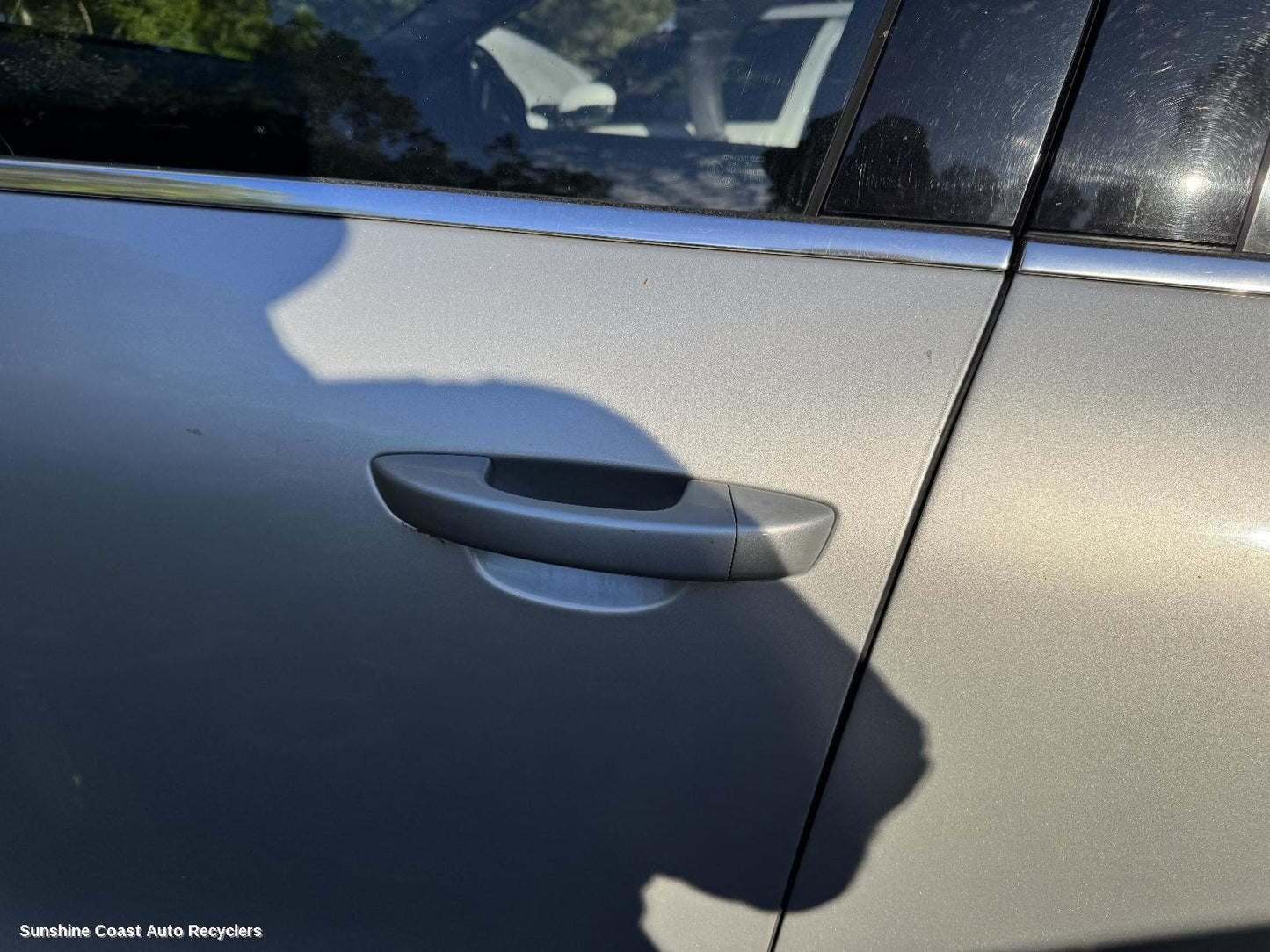 2011 Volkswagen Touareg Door Handle