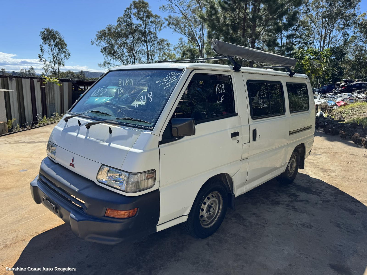 2007 Mitsubishi L300 Steering Column