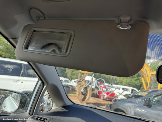 2007 Toyota Corolla Sunvisor