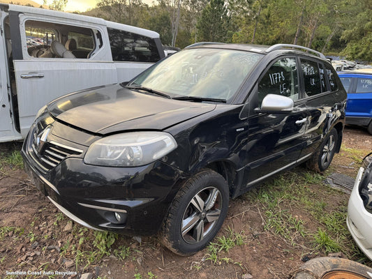 2014 Renault Kaleos Left Front Door Window