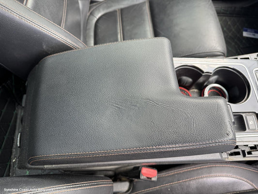 2016 Jaguar F Pace Console