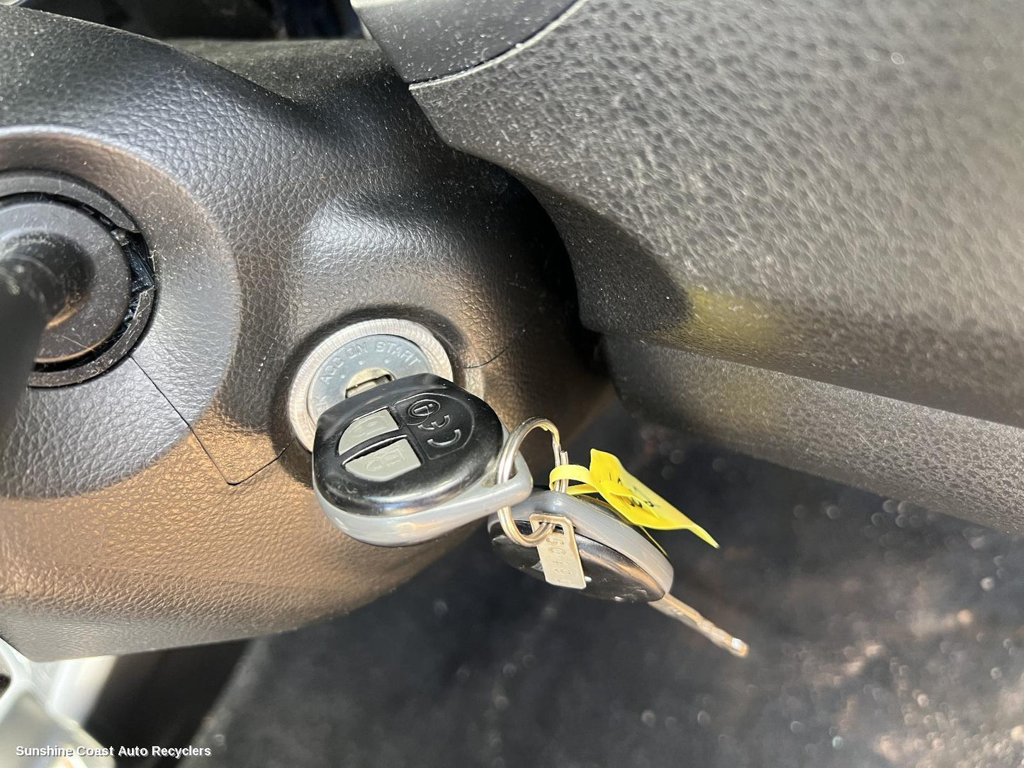 2013 Suzuki Vitara Ignition W  Key