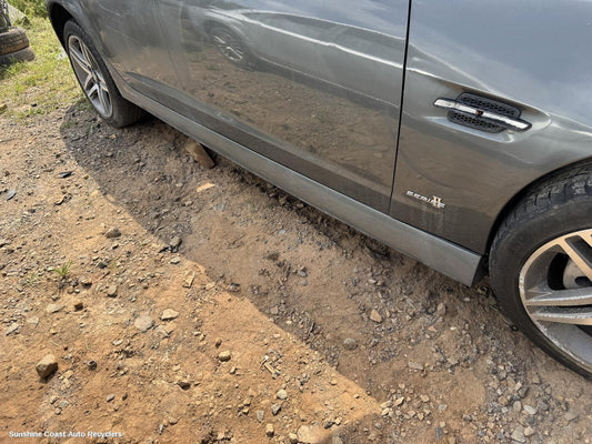 2011 Holden Commodore Side Step Skirt