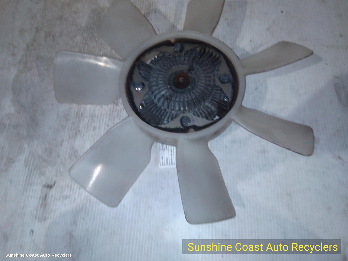 2019 Toyota Hilux Fan